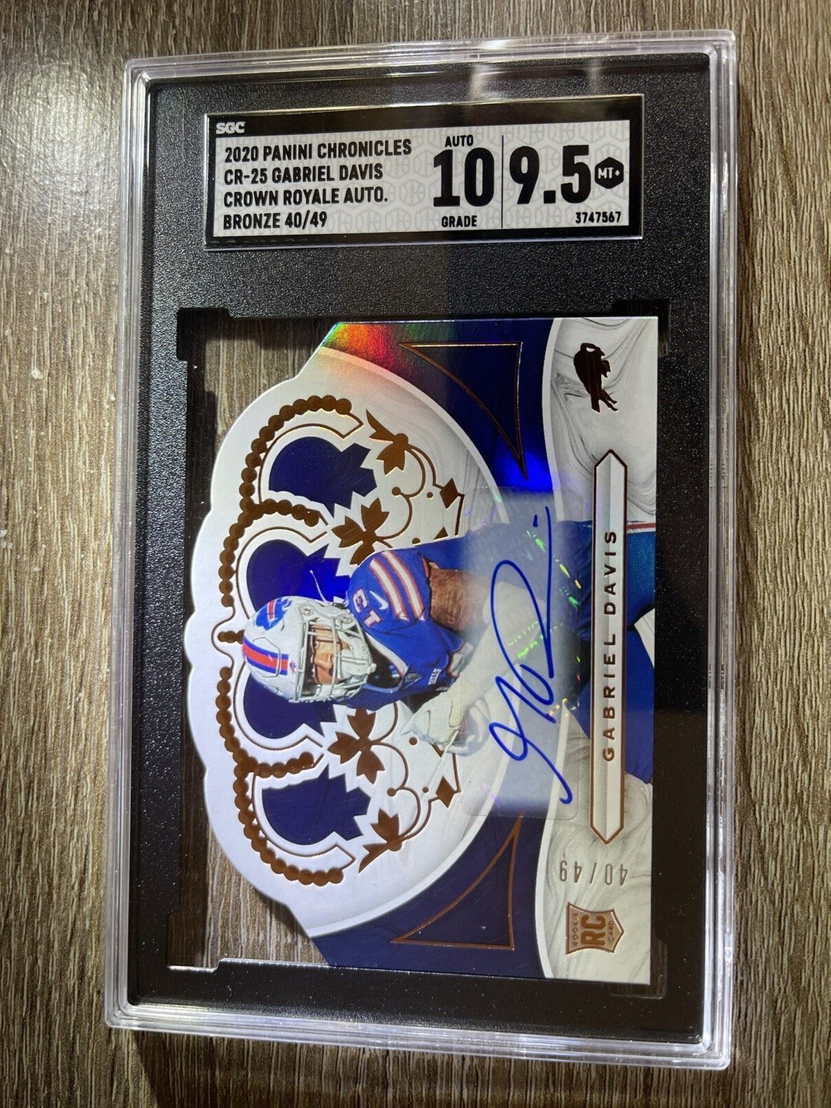 Gabriel Davis Panini Chronicles Crown Royale #CR25 Autograph-Bronze