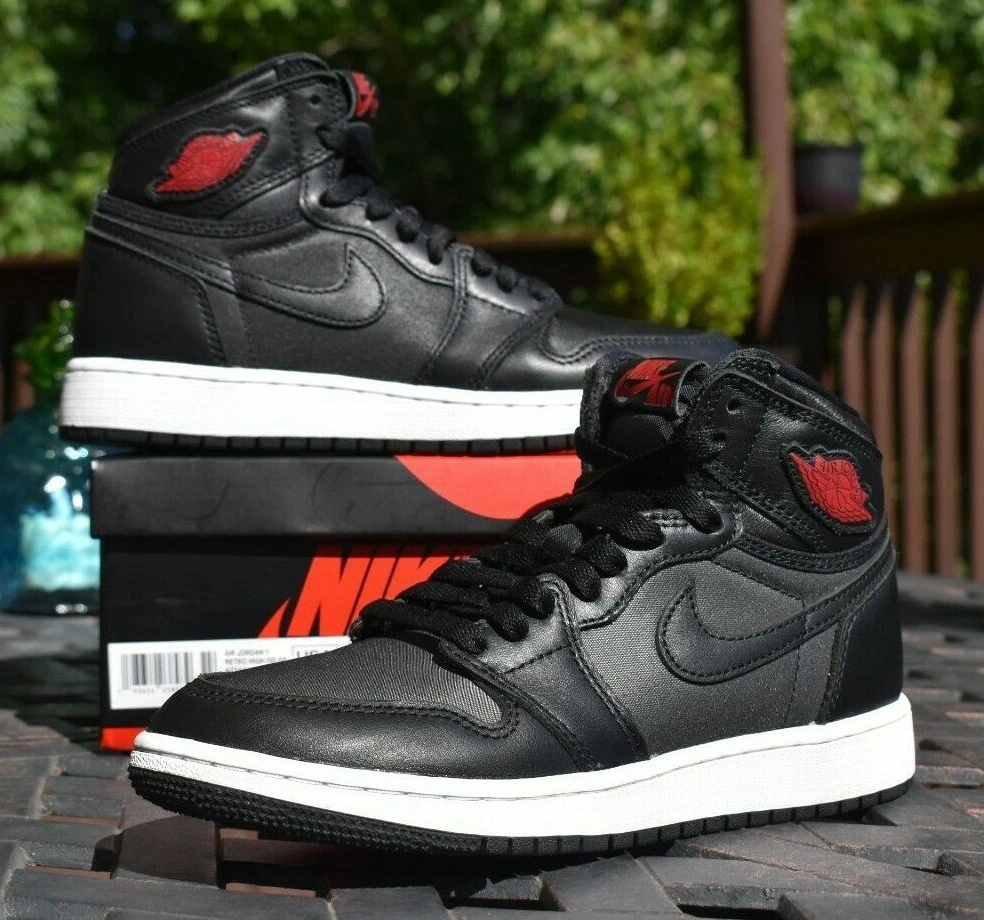 Nike Air Jordan 1 Retro High OG 'Black Gym Red' 575441-060 Youth Size 4.5Y