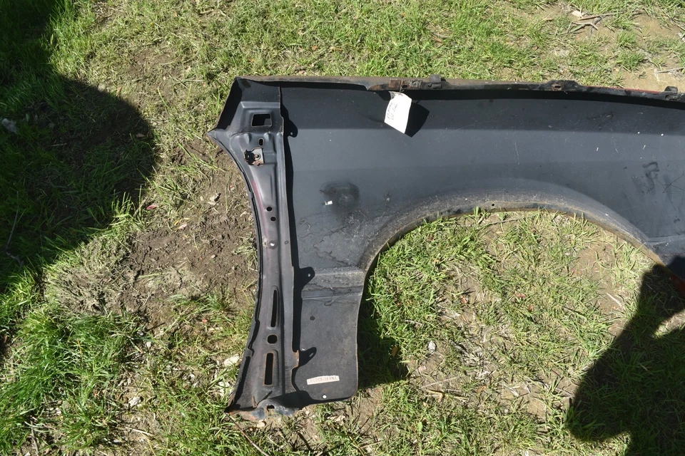 Ford Mustang Foxbody 1987 1993 guardabarros delantero derecho lado del conductor 87 88 89 90 91 92 93 Foto 4 de 4