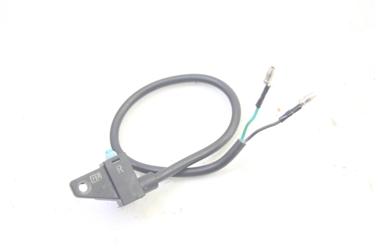 CONTACTEUR FEU STOP DROIT - EFUN PUSA 1