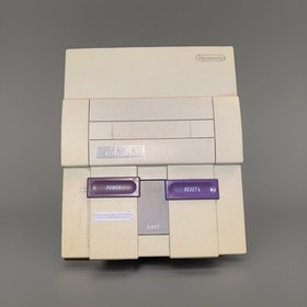 Super Nintendo Console SNES Tested Working Two Games Included SNS-001