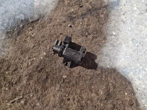 BMW 5 E60 E61 2007 Diesel 165kW Turbolader Druckwandler Magnetventil ADV107674