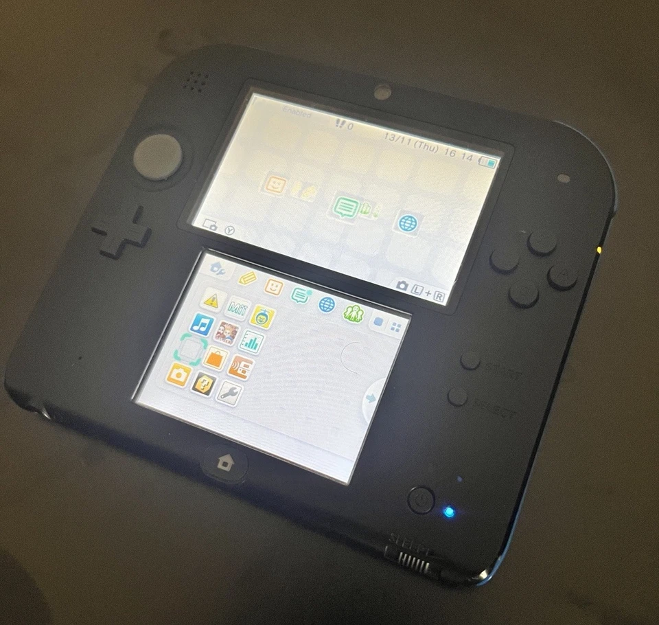 Nintendo 2DS Handheld with R4 Card [2000+ Games] - Image 2 of 4