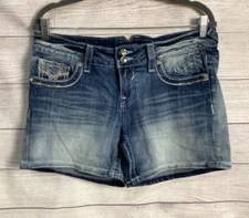 Vigoss Women's Size 7/8 Length 3 1/2 Embriodered Rhinestone The New York Shorts