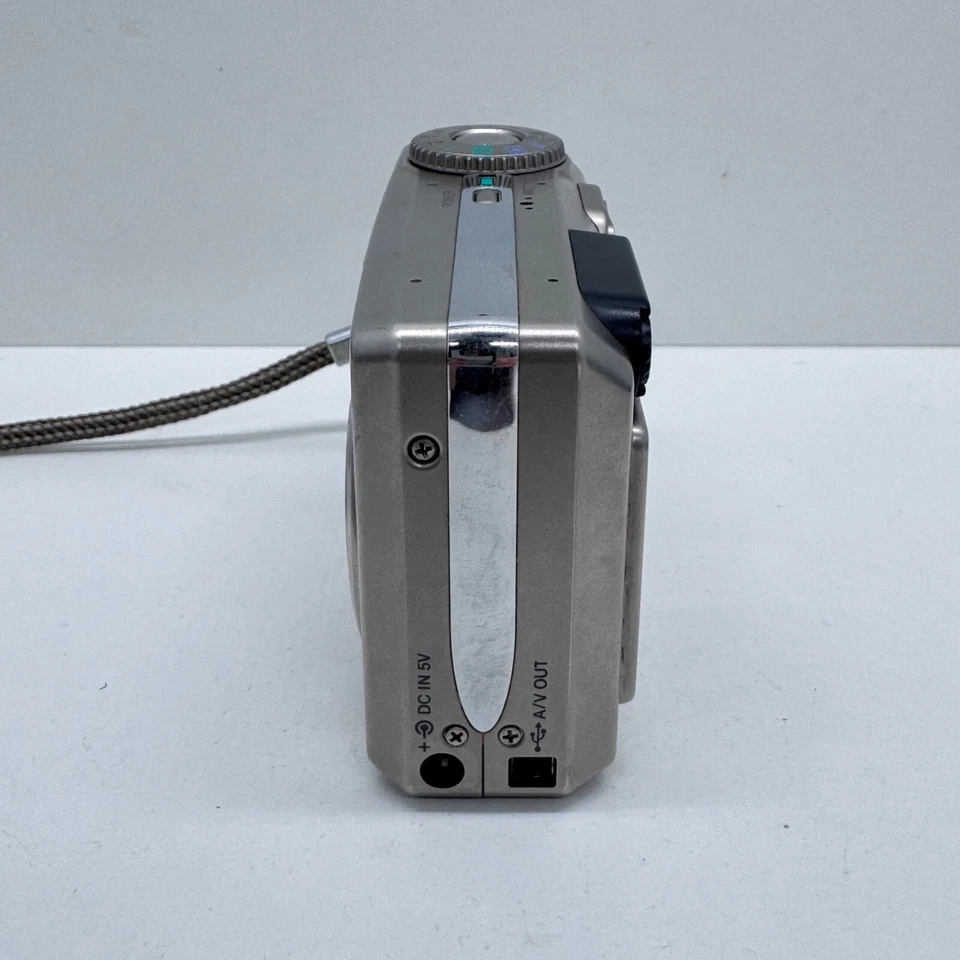 Vivitar Vivi Cam 3930 Digital Camera 5.0MP Compact Point & Shoot w 128MB SD Card - Image 4 of 4