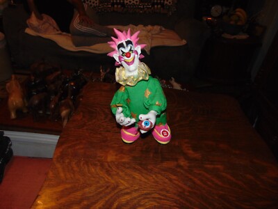 Killer Klowns from outer space Slim Sidestepper Doll 11.5in He dances and laughs