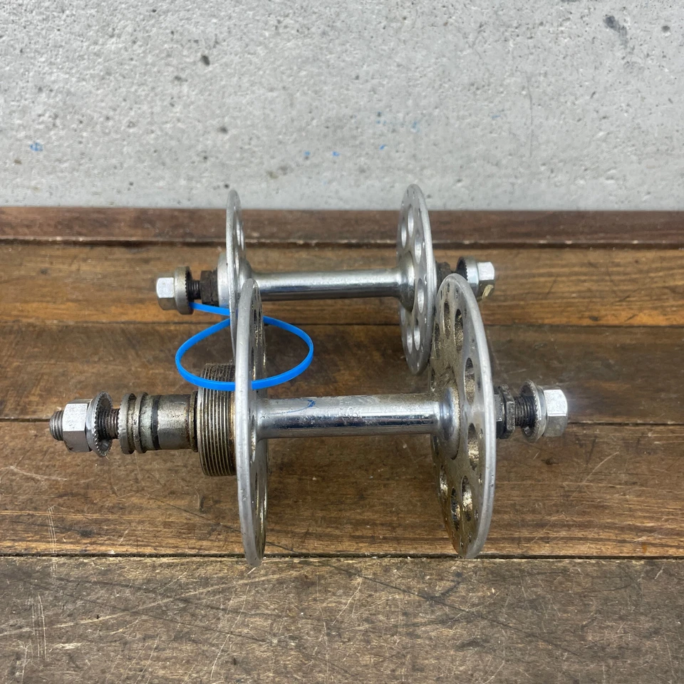 Juego de bujes Airlite vintage dial de teléfono sujetador 40 orificios trasero 32h delantero tuercado Inglaterra 120 Foto 2 de 4