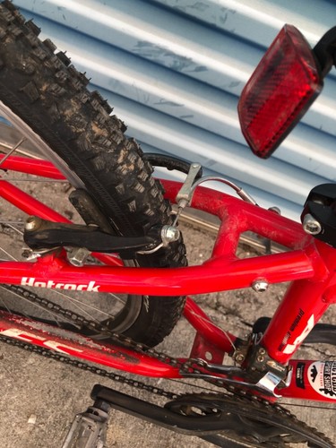 Specialized Hotrock Youth Mountain Bike- 11.5” Aluminum frame- Repaired - - Picture 13 of 24
