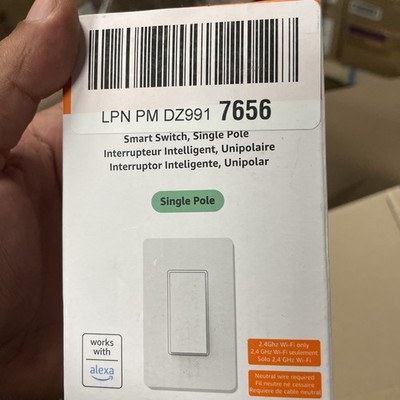 Amazon Basics Smart Switch, Single Pole, Works  2.91 x 1.62 x 4.65 in, White 