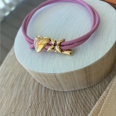 Louis Vuitton Bloom Heart Bracelet in Pink | eBay display picture 3