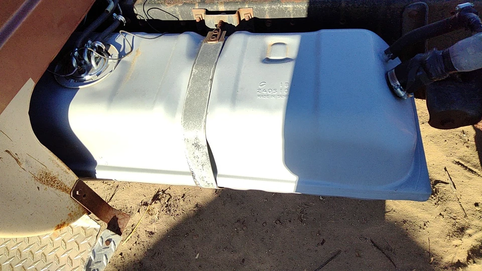 Tanque de combustible Chevy K30 1982-1988 20 galones ha sido reemplazado Foto 2 de 4