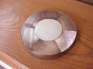 Vtg Round Brass & Mother of Pearl Powder Makeup Compact