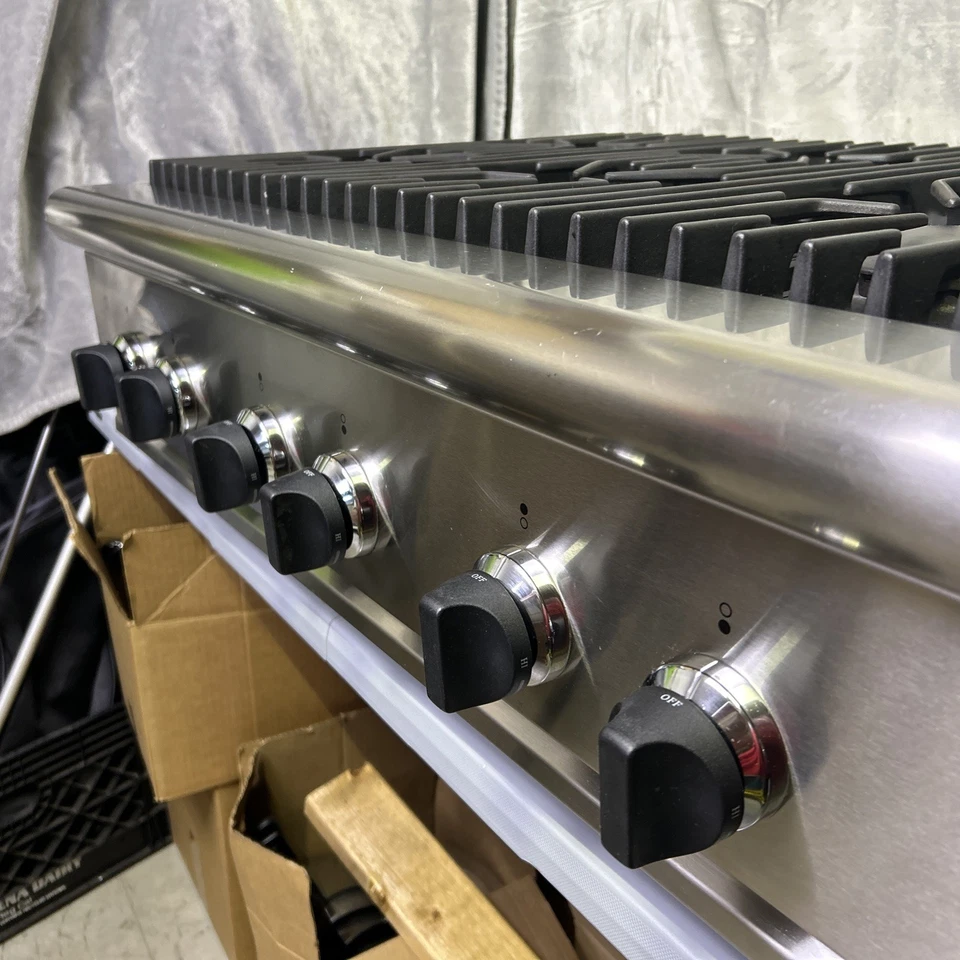 Thermador 36" Serie Pro Cocina de Gas Comercial Superior 6 Quemadores - Modelo:PCS366US LEER Foto 3 de 4