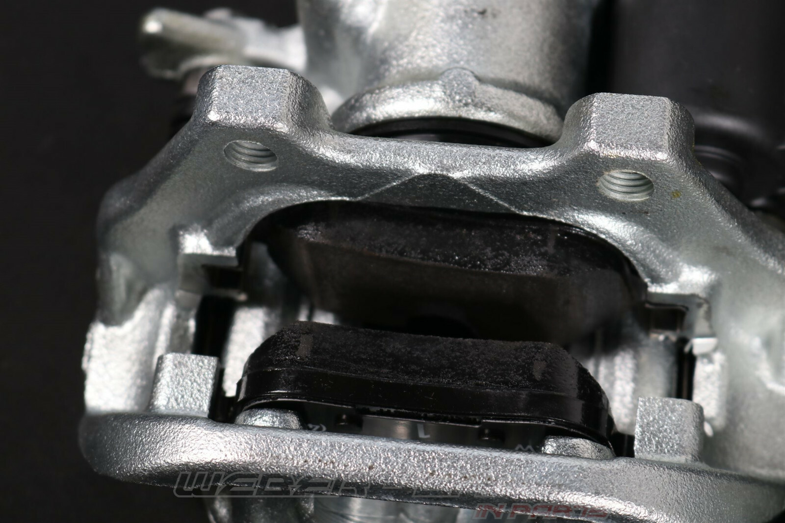 6786057 6786058 Brake Caliper Pads Rear L+R 6794618 Singing Emf New BMW