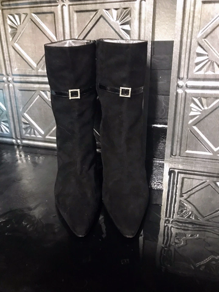 ¡Impresionante! Nuevo sin caja $265 Botines Charles Jourdan Negro Gamuza Estrás Embellecidos 8 Foto 2 de 4
