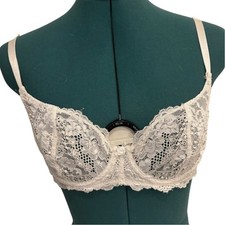Victoria's Secret Vintage White Lace Cup Bra Satin Stretch Sides Back-36C