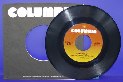 BOB DYLAN  Knockin' On Heaven's Doors  45 RPM  COLUMBIA 45913  NEAR MINT+