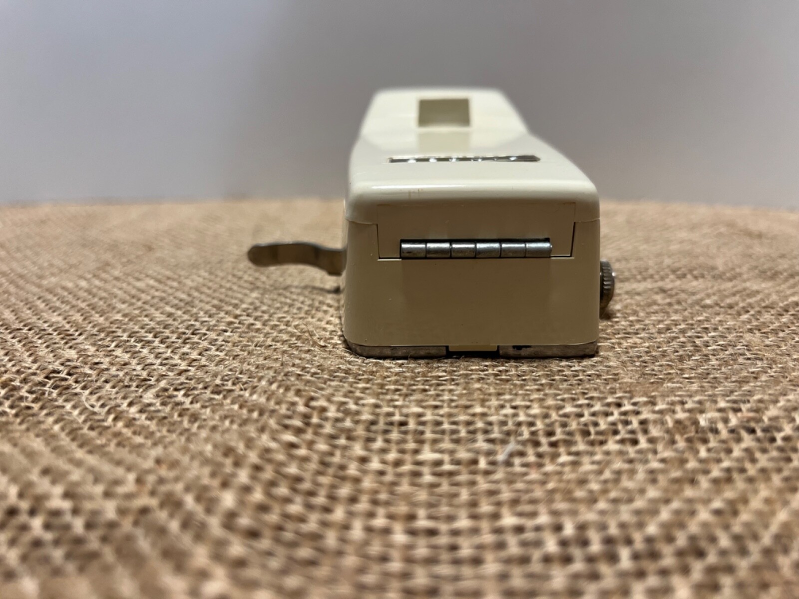 VTG SINGER PROFESSIONAL BUTTONHOLER #381116 -FOR SLANT NEEDLE ZIG ZAG MACHINES