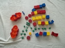 Kunststoff spielzeug Vintage Retro tupperware Toys Boxen Fahrzeug Würfel Figuren