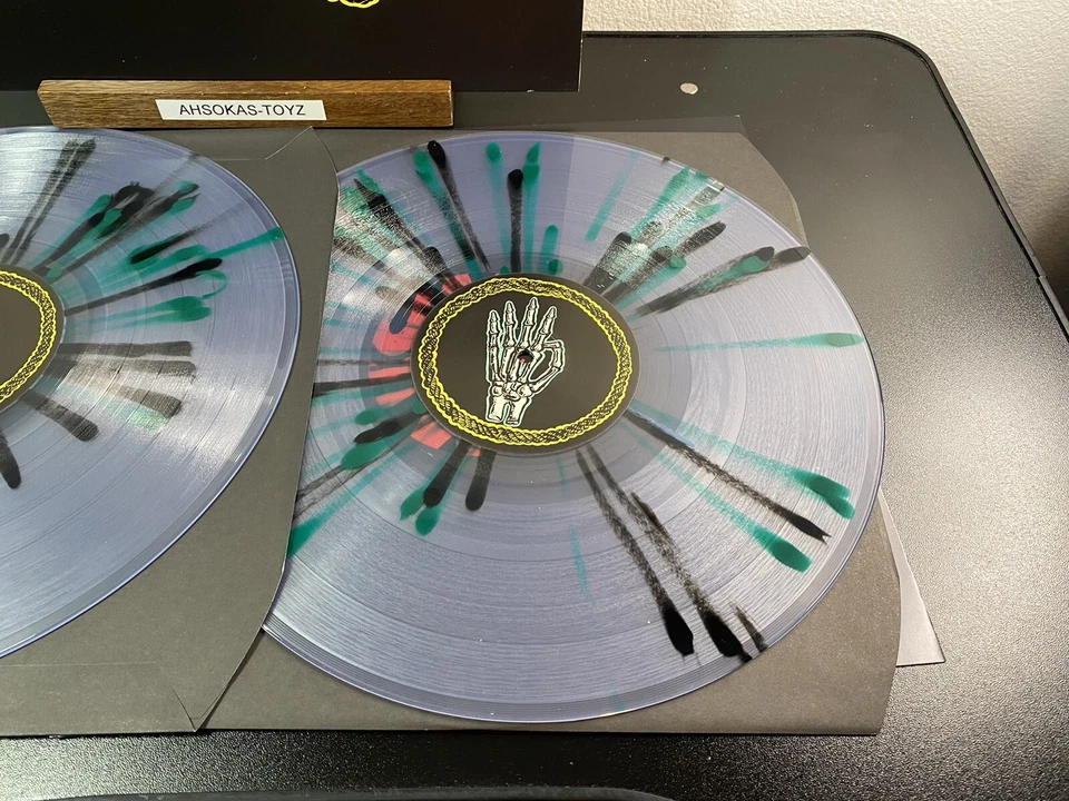 Run The Jewels (Killer Mike & El-P) Green & Black Splatter 2xLP Vinyl Pre Owned - Image 3 of 4
