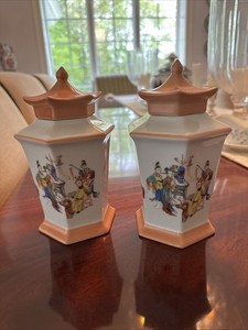 Vintage Mottahedeh VA 1824 Porcelain Chinese Asian Geisha Pagoda Tea Caddy Jars