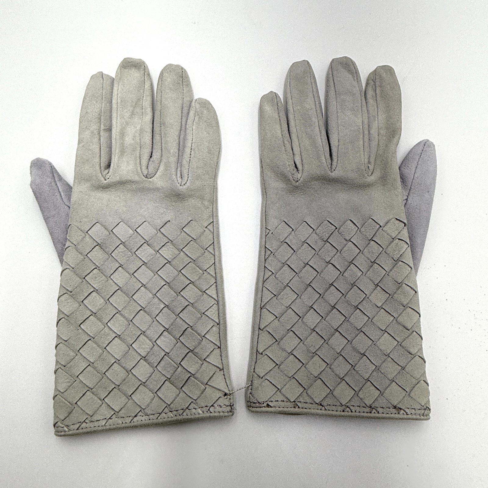 BOTTEGA VENETA Intrecciato Wrist Gloves Silk Suede gray Size 7 890 thumbnail 2