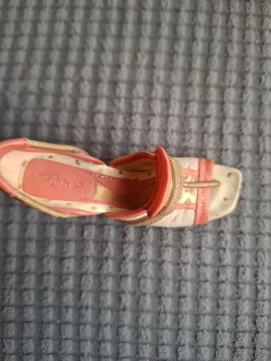 Miniaturschuh Just The Right Shoe aus Porzellan/Keramik „Step into Summer“