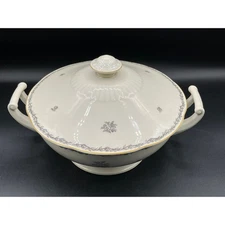 Vtg China Beige Porcelain Soup Tureen Rose Motif Bavaria Tirschenreuth Germany