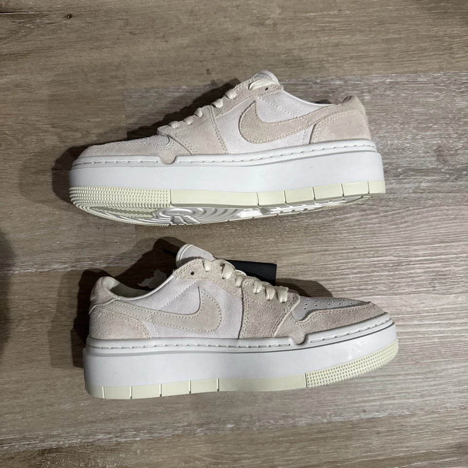 [DH7004-101] Mujer Air Jordan RETRO 1 ELEVATE LOW 'Coconut Milk' (W) Foto 3 de 4