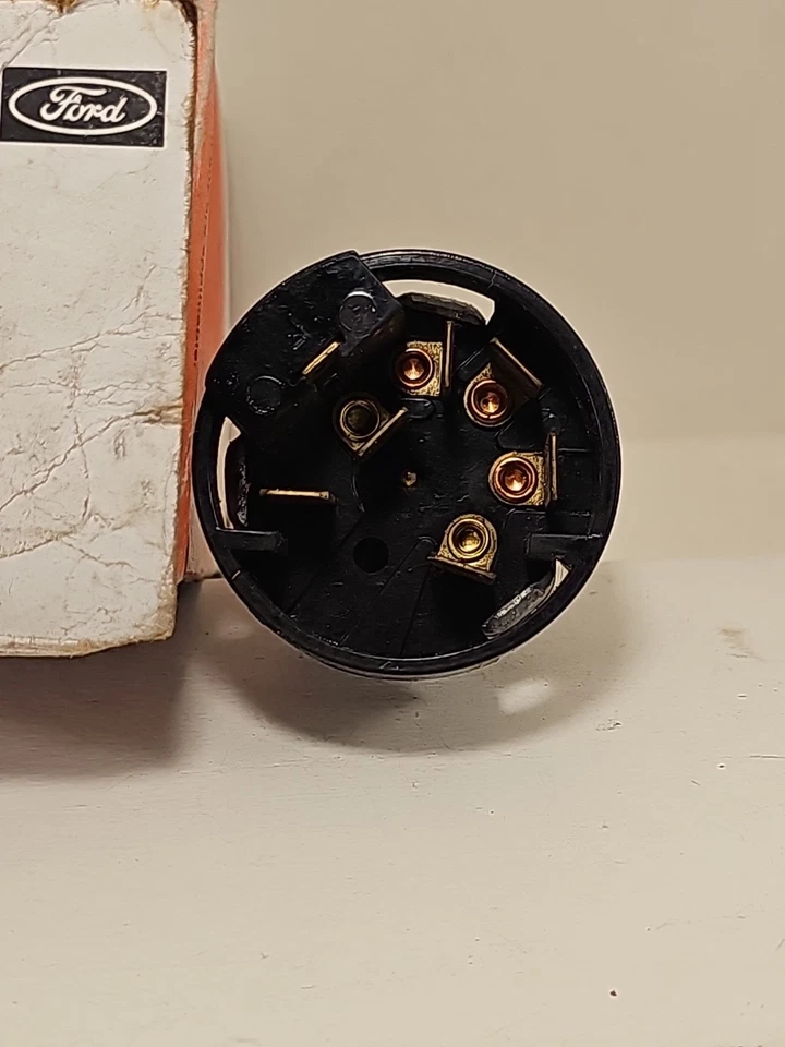 New E0TZ17A553A 80-86 Ford BroncoF100 F250 F350 2-Speed Windshield Wiper Switch - Image 3 of 4