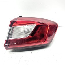 2017-2019 Chevrolet Cruze Right Passenger Side Outer Taillight Lamp Oem