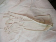 Vintage long white cotton blend Ladies Gloves sz 6 1/2 gathered wrist