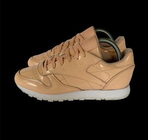 reebok peach sneakers