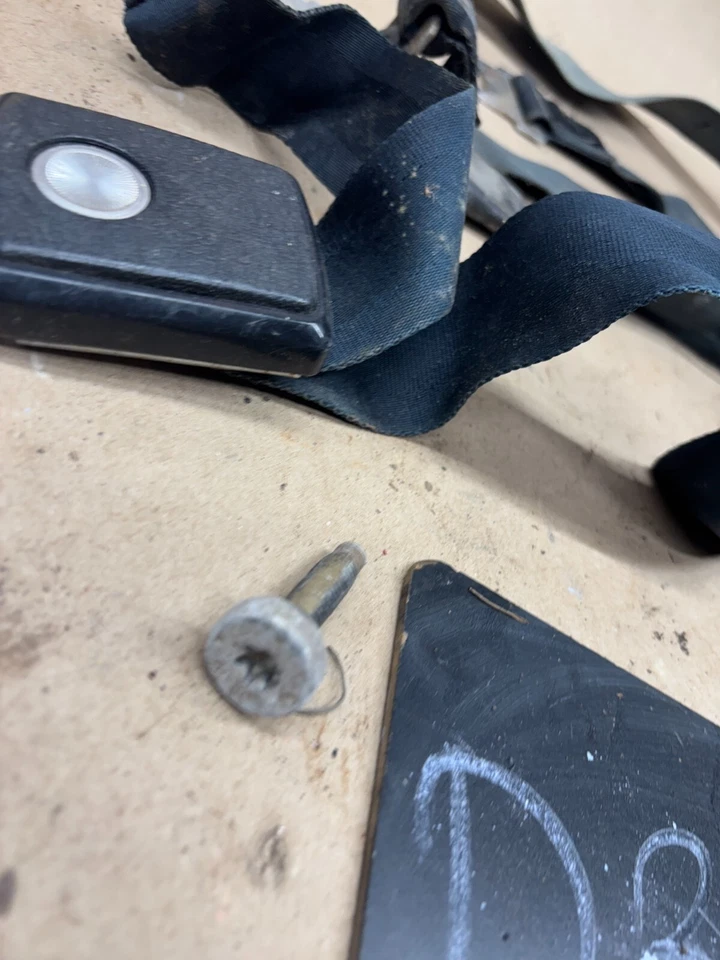 LOTE PROYECTO CINTURONES DE SEGURIDAD FORD MUSTANG 1964-1970 COMET GALAXIE TORINO CYCLONE 67 68 Foto 2 de 4