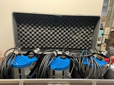 3 Lights ARRI 650 PLUS with Case, Barn doors, 1 stand