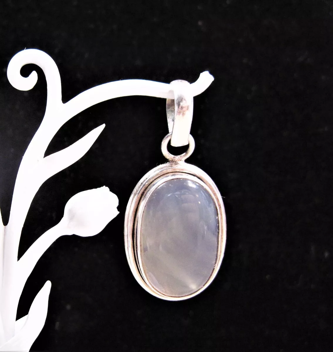 Sterling silver chalcedony online pendant