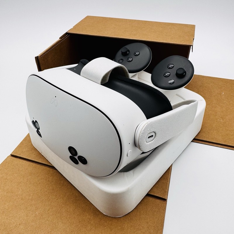 Meta Quest 3S All-in-one VR Headset 128GB With Controllers **FREE POSTAGE🚚✅