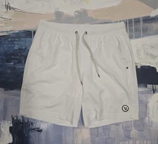 VUORI Kore Shorts Lined Men's Size Medium Athletic 7.5" V302 White