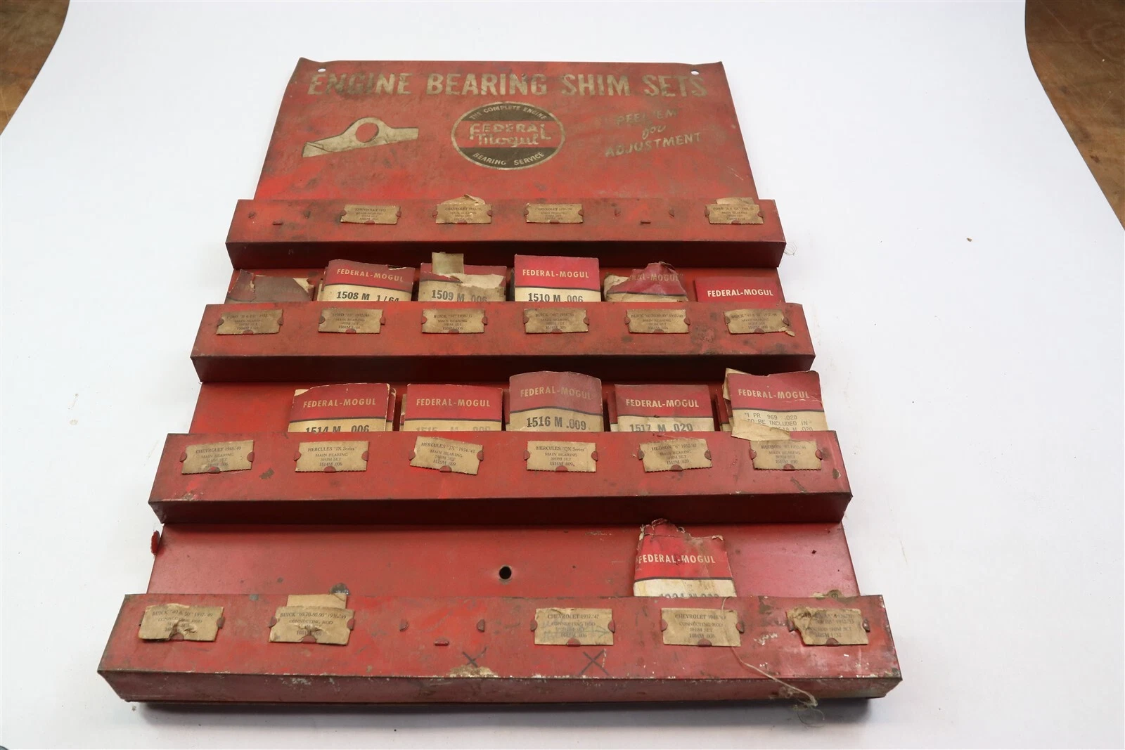 1920S-1950S VINTAGE FEDERAL-MOGUL ENGINE BEARNG SHIM DISPLAY CABINET & NOS PARTS - Picture 1 of 9