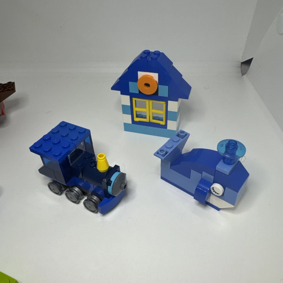 Lego Creator 6161 Brick Box, Classic 10706 & 10708 Green & Blue Box, photo 2 of 4