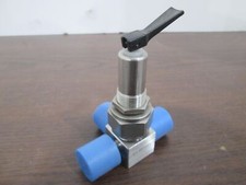 Nupro, 6LV-BNTC333P,  3-Way Diaphragm Valve, Used