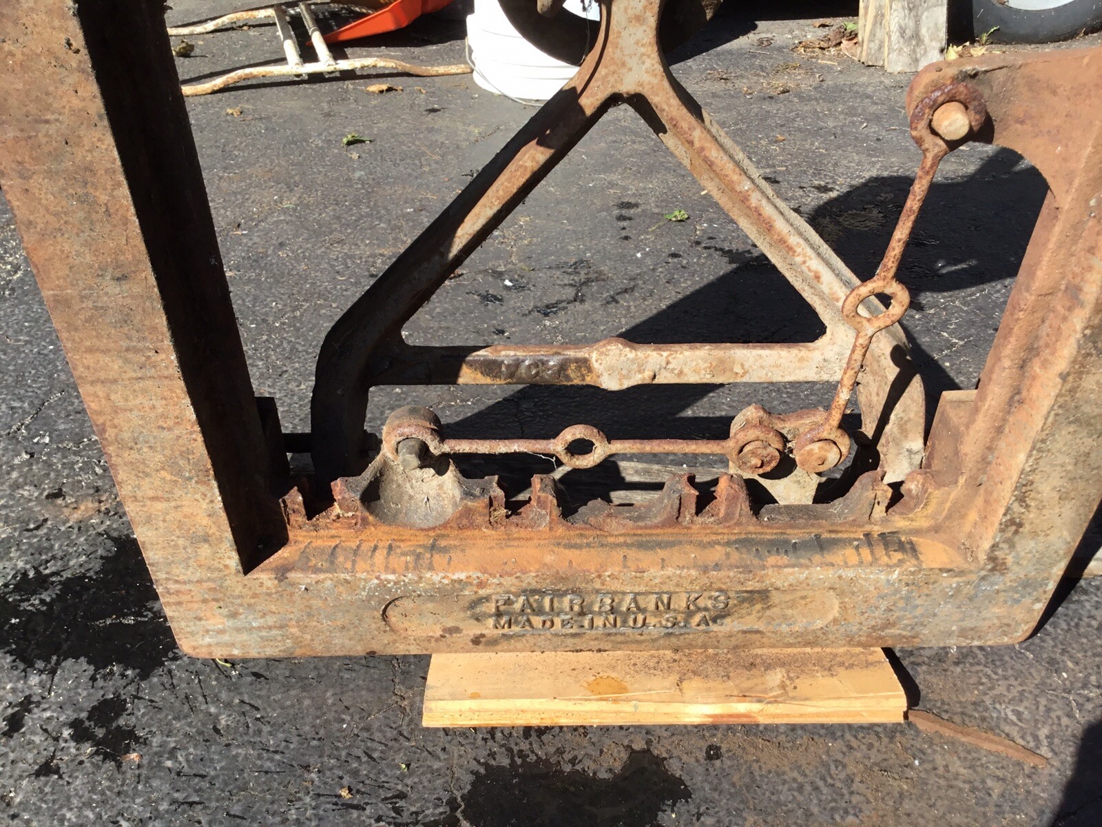 PART FOR ANTIQUE FAIRBANKS INDUSTRIAL BALANCE SCALE FRAME & FRAME