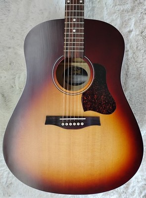 Seagull Entourage Autumn Burst Dreadnought Size Solid Top Acoustic Guitar 046492