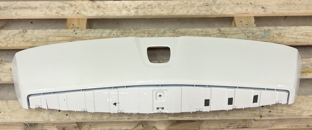 Rolls-Royce Cullinan RR31 Upper Grille Cover 8497322-07 2020-2026 OEM