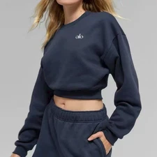 AIo Women's Hoodie Round Neck Loose Short Sports Pullover Tops 2025 Autumn New