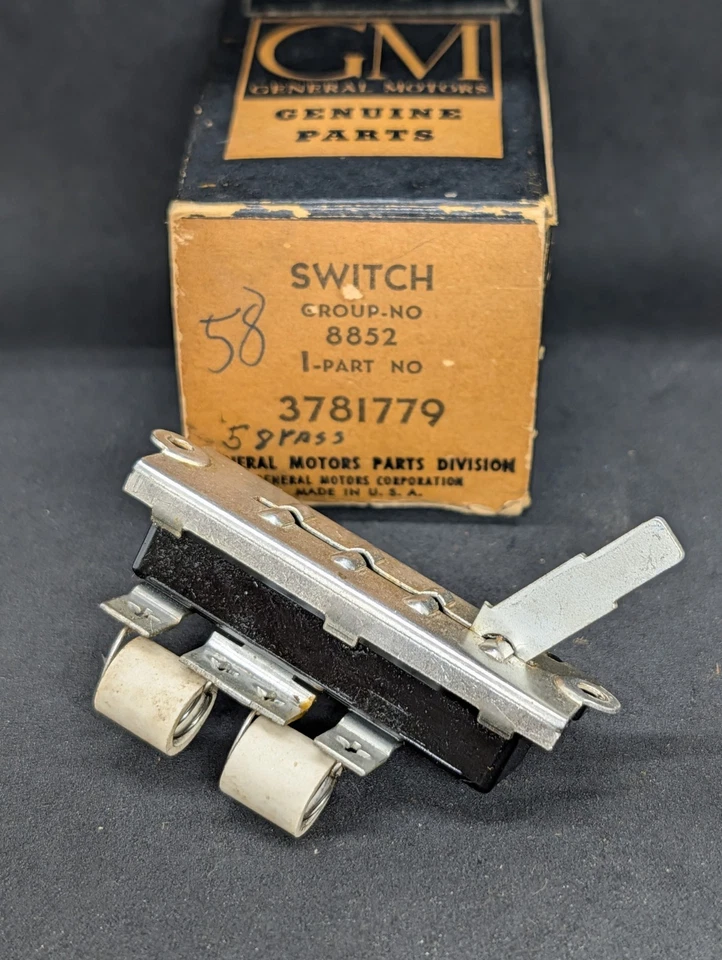 Interruptor de calefacción Chevrolet Belair Impala Biscayne 1958 3781779 nuevo de lote Foto 2 de 4