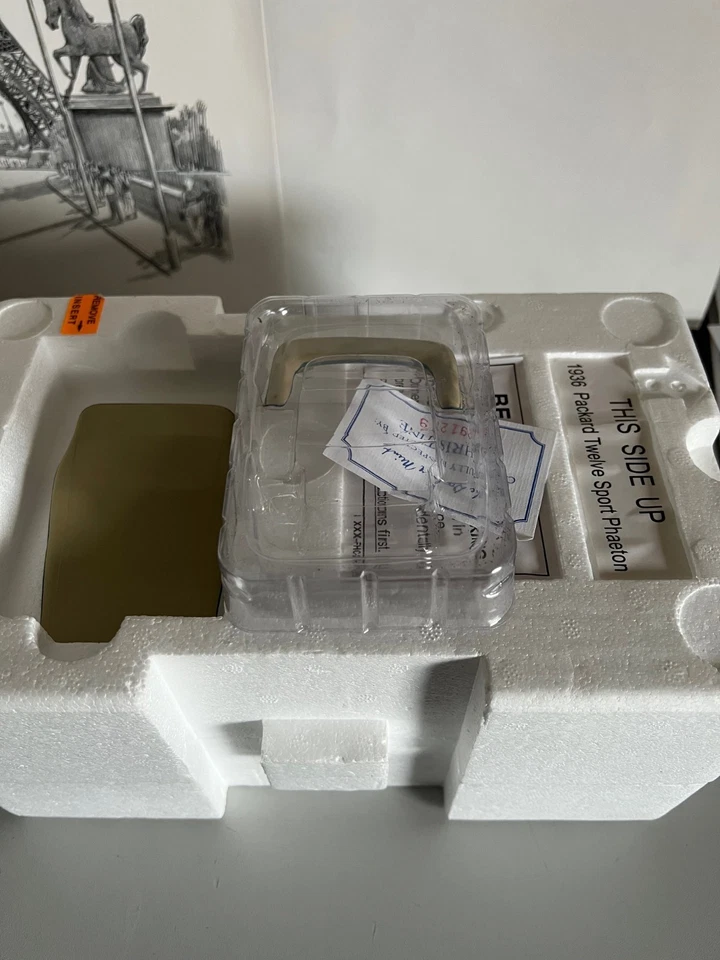 The Danbury Mint Packard Twelve Sport Phaeton 1936 1:24 inkl. OVP - Bild 4 von 4