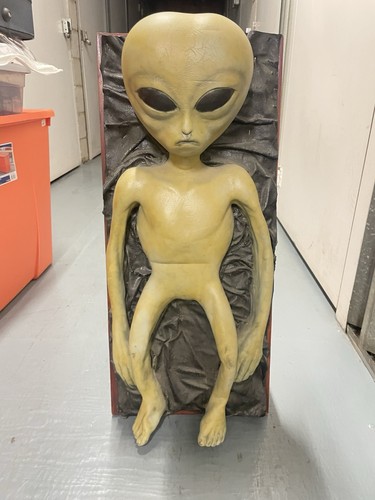 X-FILES TV SHOW REPRO PROP ALIEN FOAM RUBBER ROSWELL UFO in 36"