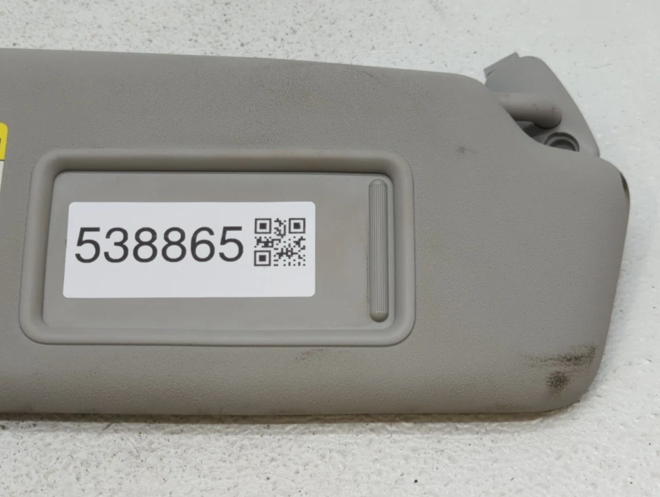 2010 奥迪 A3 乘客遮阳镜右遮阳板灰色 ZNIL3 — 第 4/4 张图片