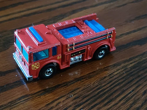 Mattel Hot Wheels Vintage 1976  Fire Eater Fire Rescue Truck Engine 51